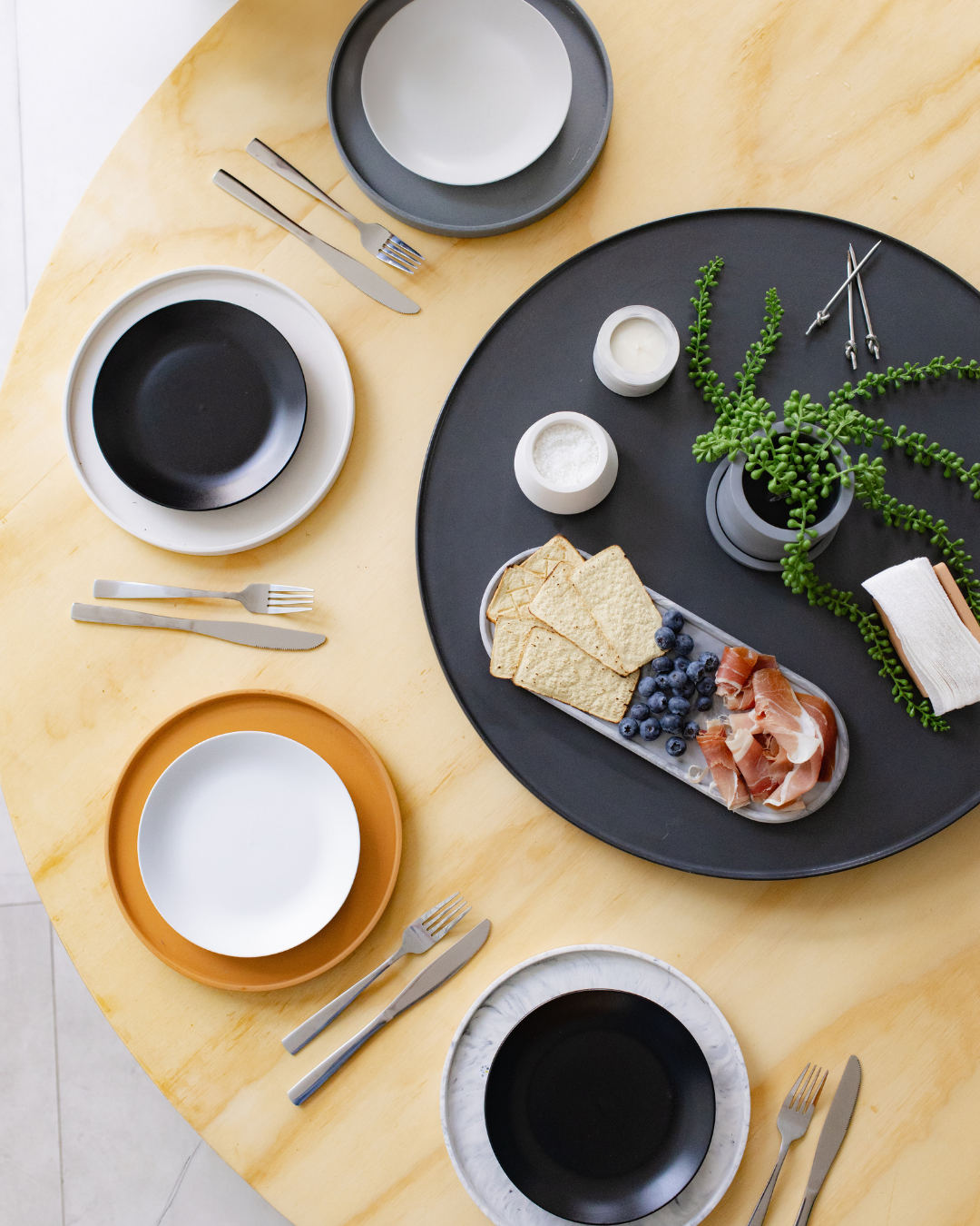LAZY SUSAN